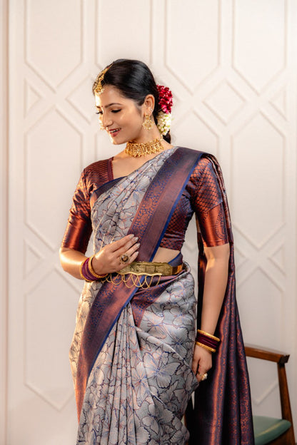 Most Pleasing Banasari Silk Saree With Blouse