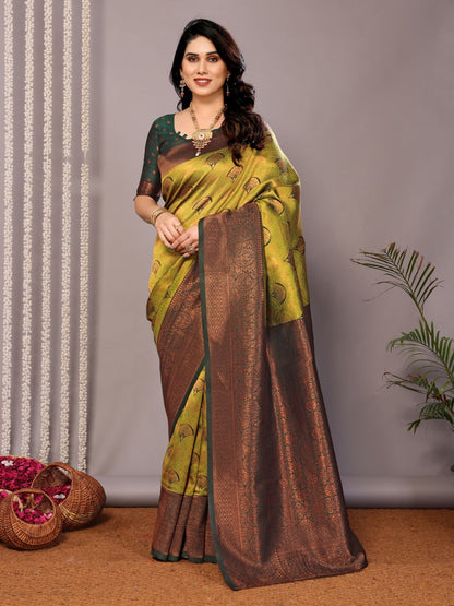 Most Appealing Banasari Silk Saree With Blouse