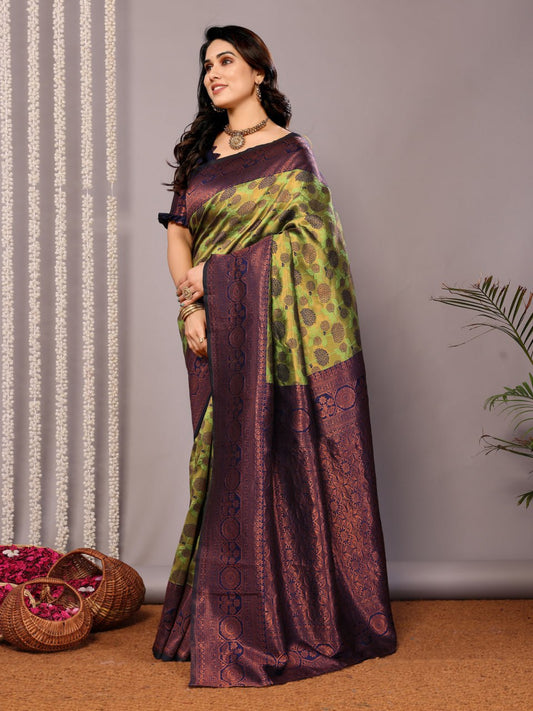 Most Prepossessing Banasari Silk Saree With Blouse