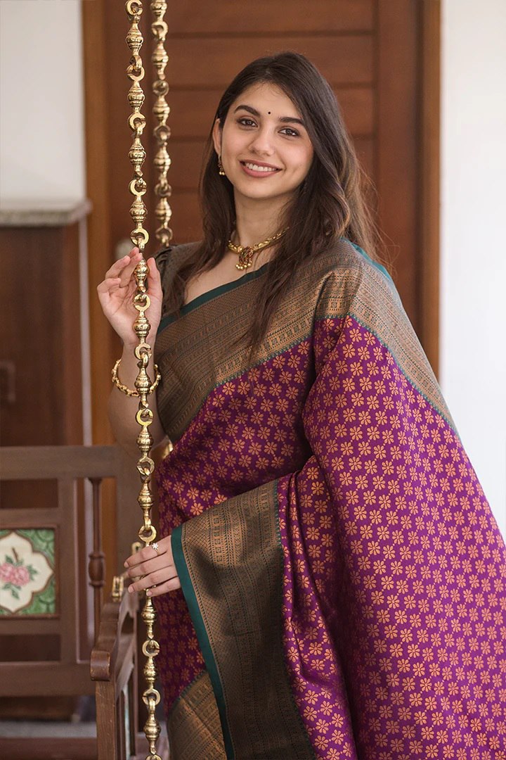 Most Lovely Banarasi Silk Saree With Zari Weaving