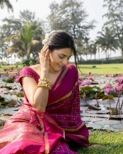 Most Delightful Banarasi Silk Saree With Rich Pallu