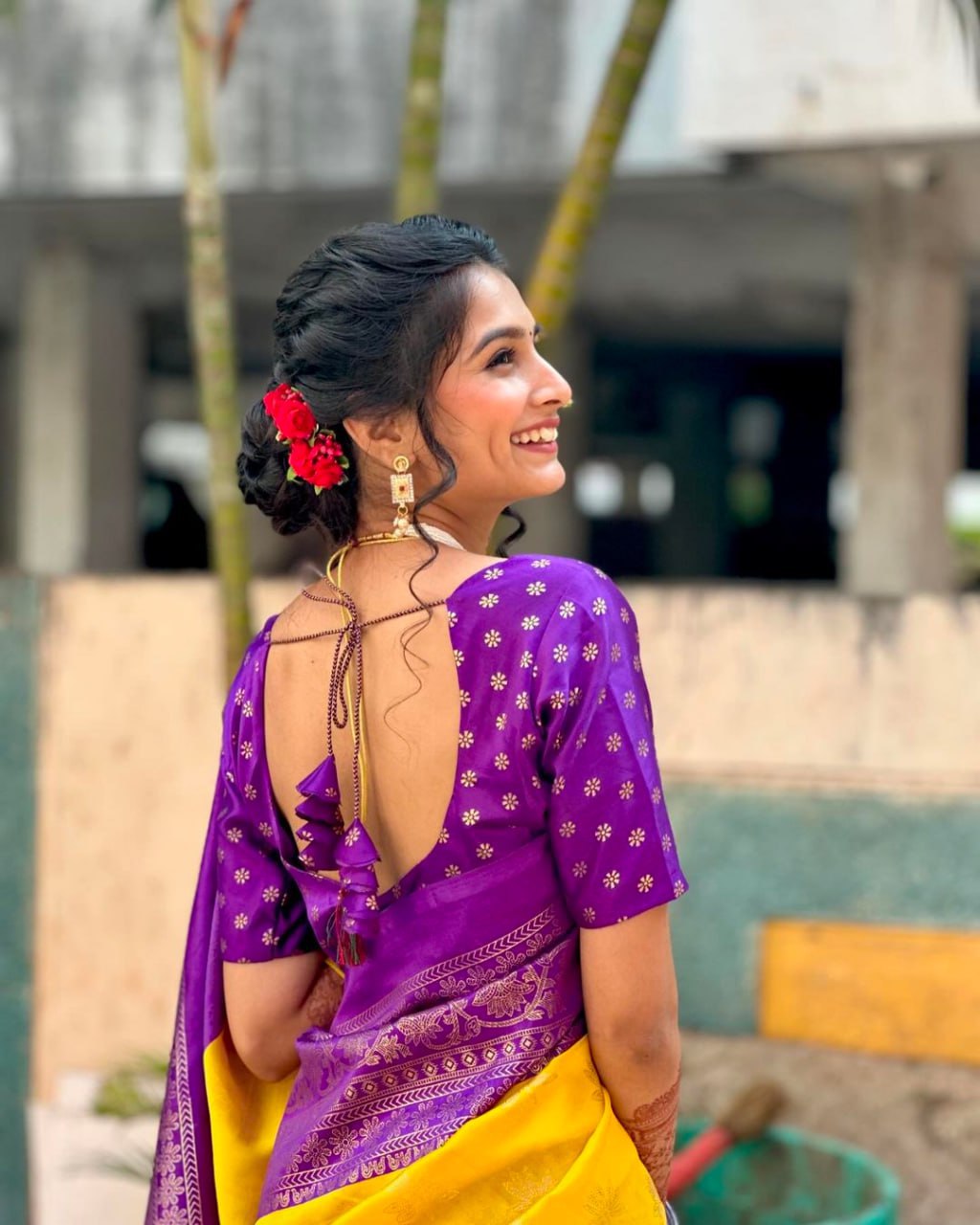 Most Beautiful Banarasi Silk Saree With Zari Weaving
