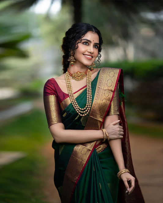Most Stunning Banarasi Silk Saree With Zari Weaving