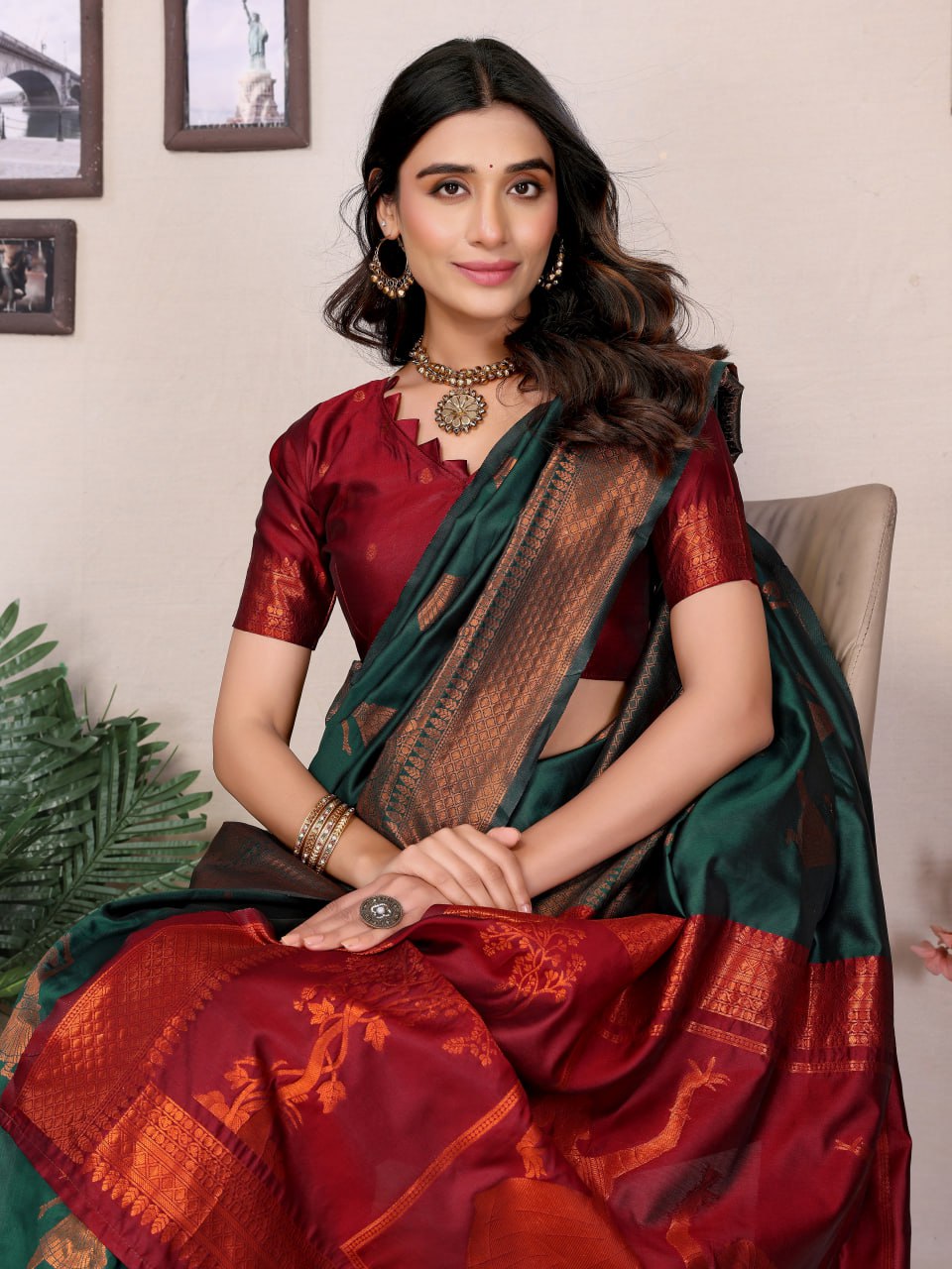 Most Graceful Banarasi Silk Saree With Rich Border & Pallu