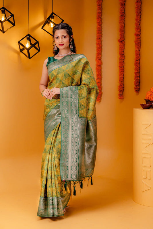 Most Engaging Banarasi Silk Saree With Zari Weaving