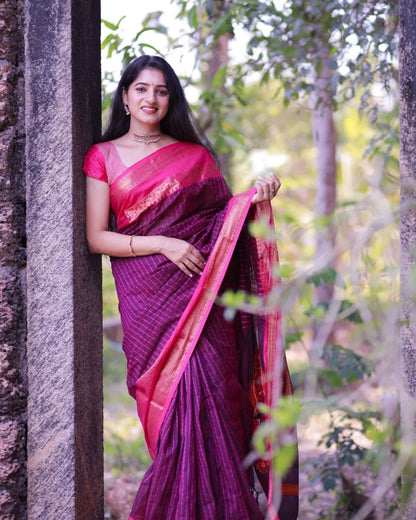 Most Magnificent Banarasi Silk Saree With Rich Pallu