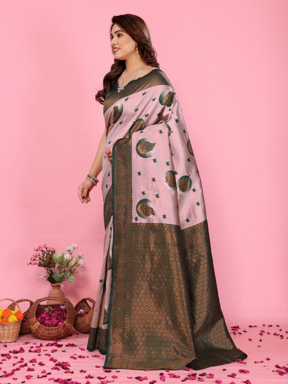 Most Pleasing Banasari Silk Saree With Blouse