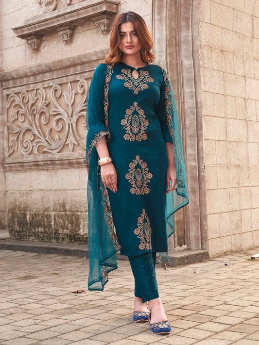 Very Good-looking Rayon Silk Embroidery Suit Set