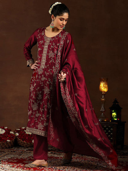Zarmina Royale Floral Embroidered Suit Set
