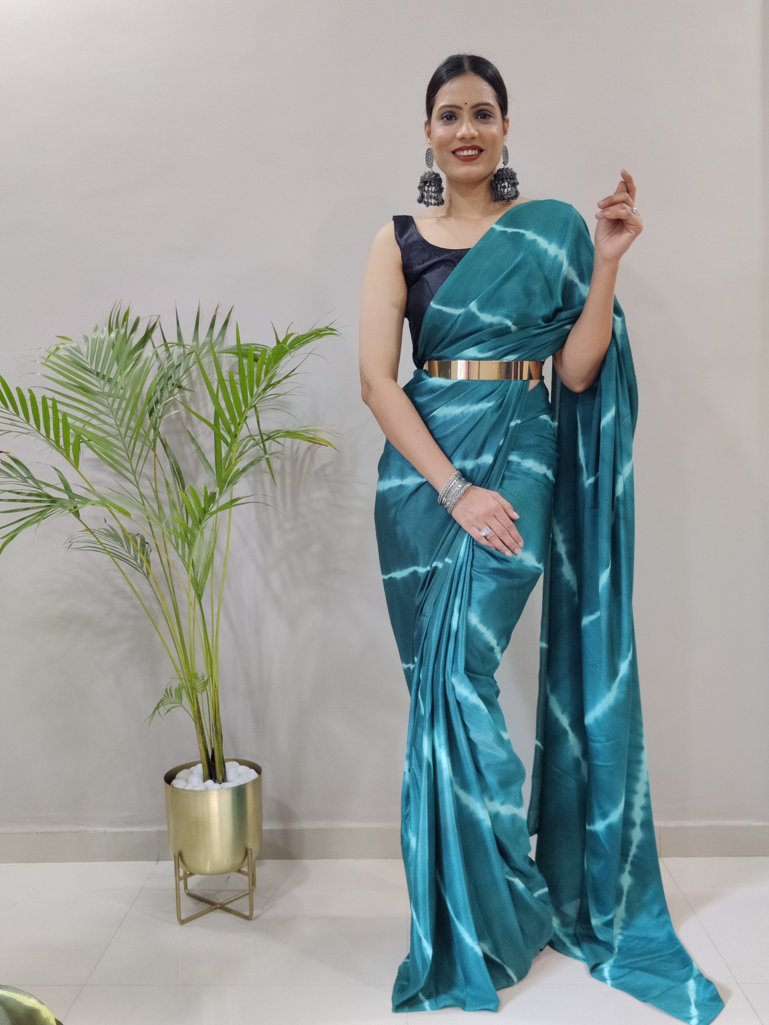 1-Min Ready To Wear Saree In Premium Chinon With Blouse