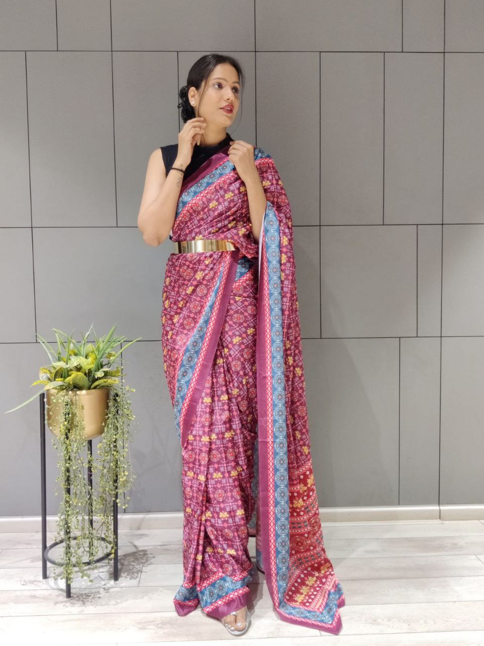 1-min Ready To Wear Saree In Ajrakh Patola Design With Blouse